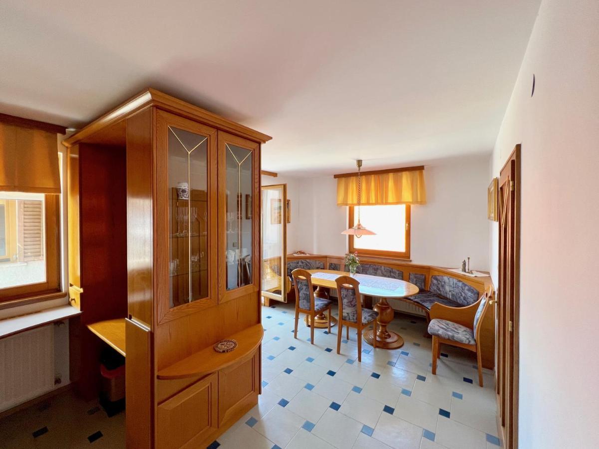 Guest House Domacija Krnc Hrib pri Hinjah Exterior photo