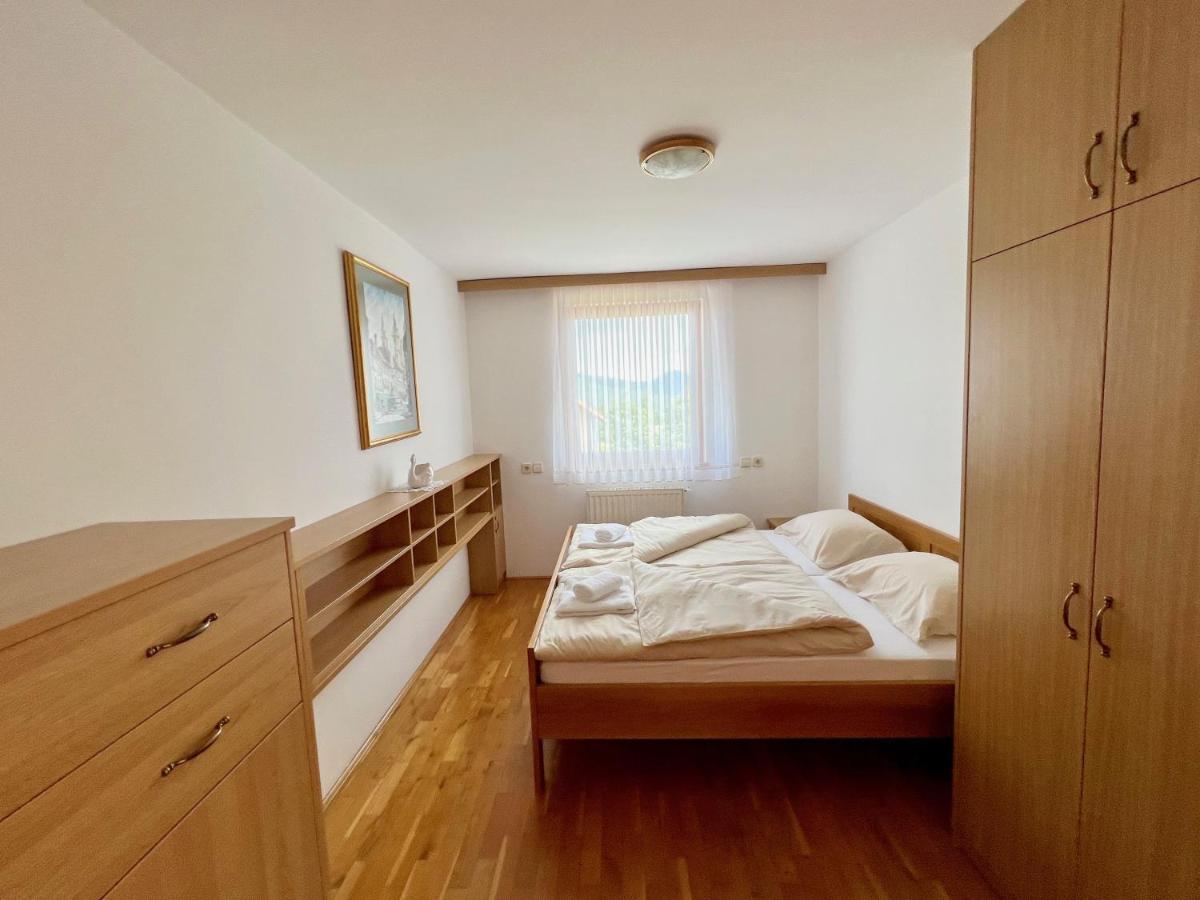 Guest House Domacija Krnc Hrib pri Hinjah Exterior photo