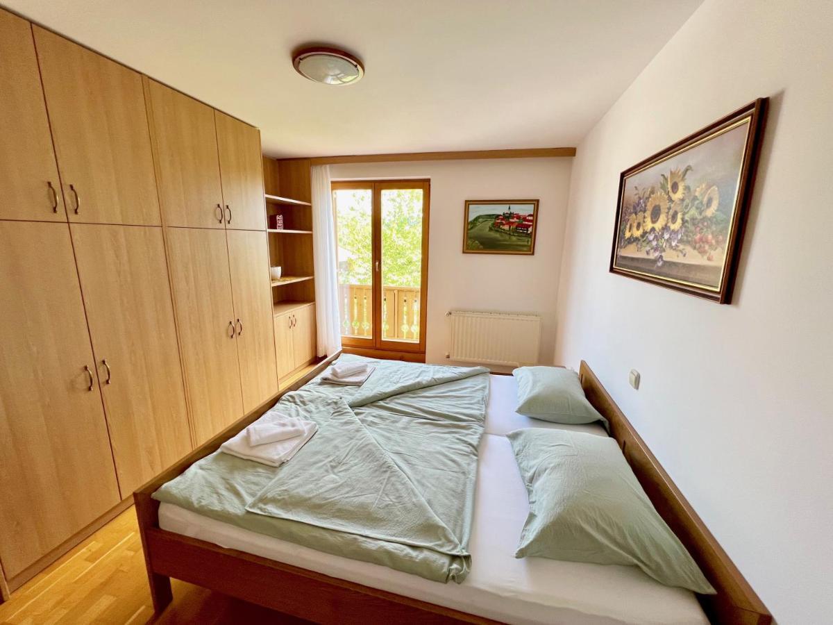 Guest House Domacija Krnc Hrib pri Hinjah Exterior photo