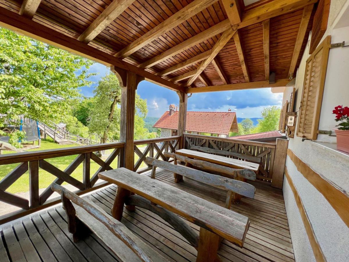 Guest House Domacija Krnc Hrib pri Hinjah Exterior photo