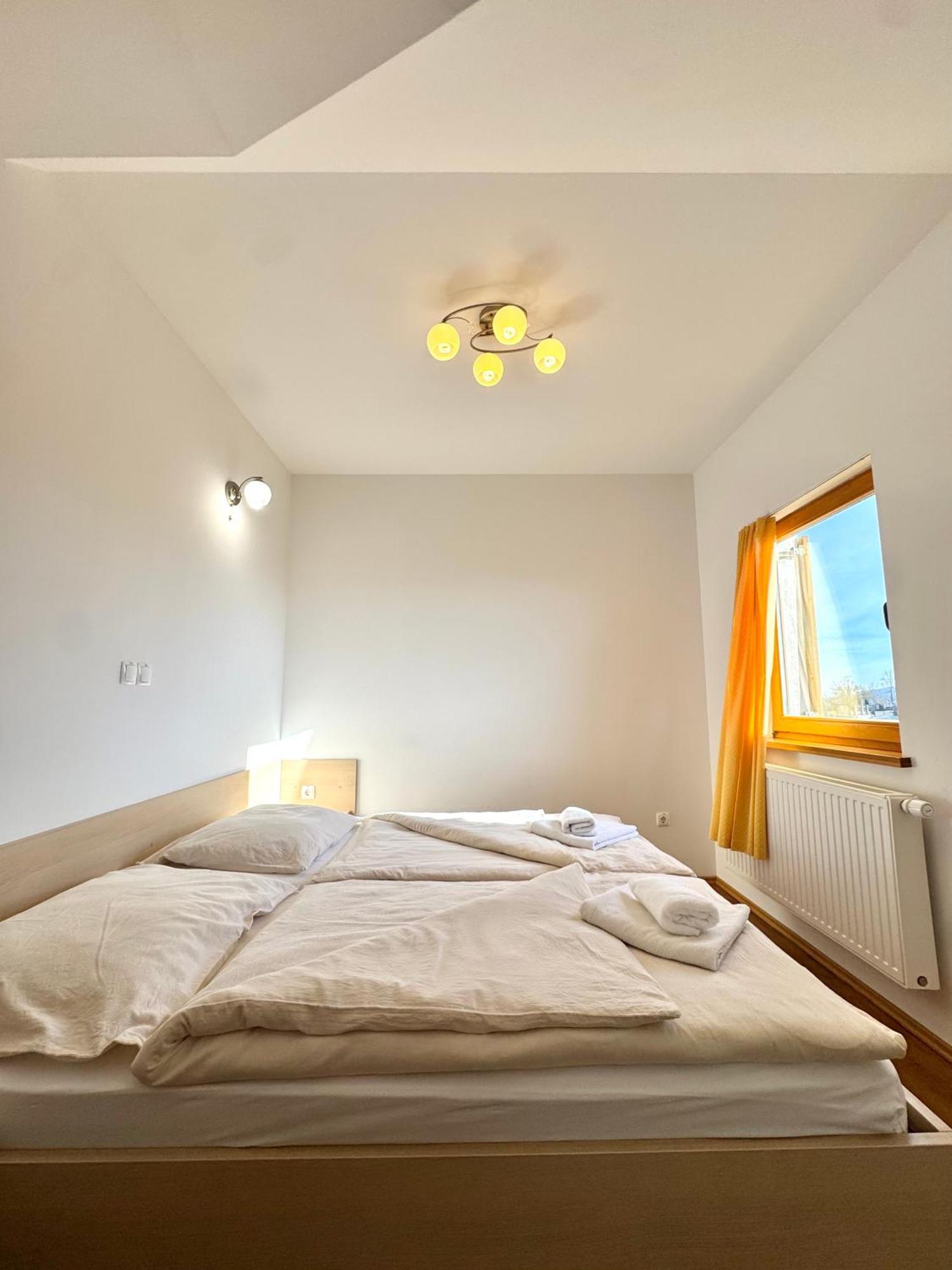 Guest House Domacija Krnc Hrib pri Hinjah Exterior photo